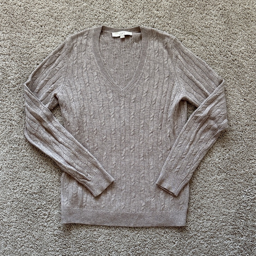 Loft Cable Knit V-Neck Sweater - Tan